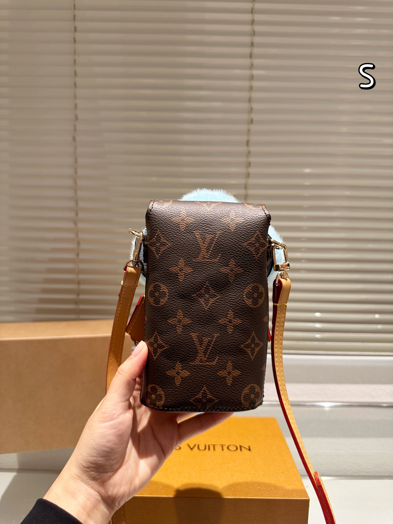 Louis Vuitton Haute Couture Classic Luxury Handbag Shoulder Crossbody 5