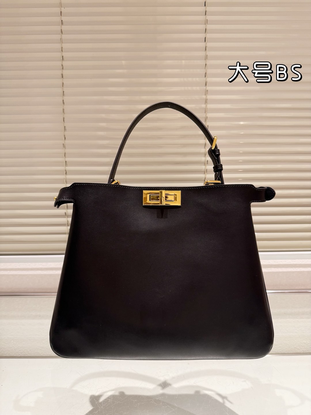 新品】FENDI ニットグローブ 手袋｜Yahoo!フリマ（旧PayPayフリマ）
