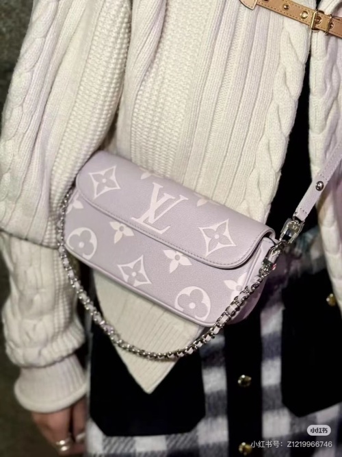 Louis Vuitton Ivy Bag, Monogram Canvas, Crossbody Bag, Luxury Handbag 1 Louis Vuitton Ivy Bag, Monogram Canvas, Crossbody Bag, Luxury Handbag