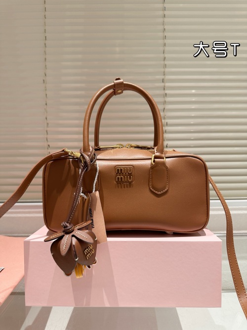 Miu Miu Bowling/Briefcase Smooth Leather Bag, 27*13cm, with Accessories 1 Miu Miu Bowling/Briefcase Smooth Leather Bag, 27*13cm, with Accessories