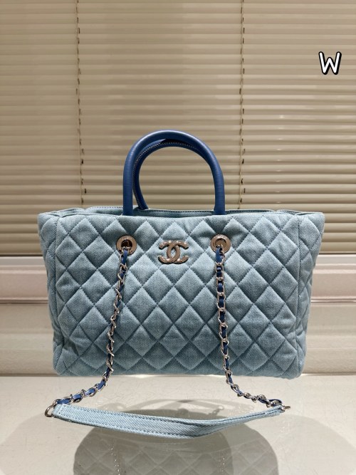Chanel Denim Stitched Tote Bag, 30cm Small Size, Perfect for Daily Use 1 Chanel Denim Stitched Tote Bag, 30cm Small Size, Perfect for Daily Use