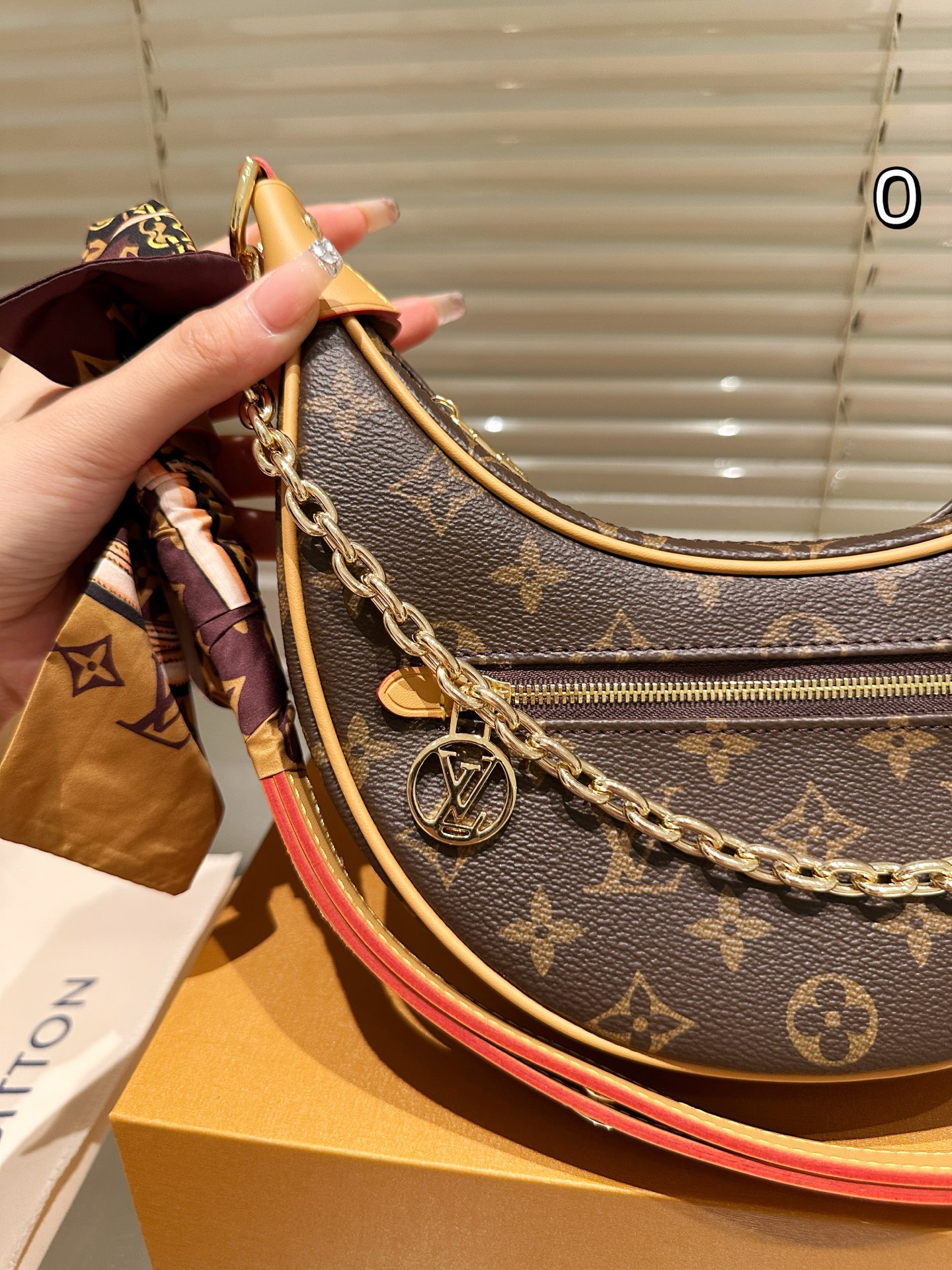 Louis Vuitton Loop Monogram Canvas with Chain and Adjustable Shoulder Strap 9 i1751095079456 4218 0 7