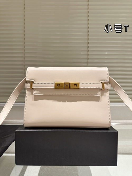 Yves Saint Laurent Manhattan Box Bag: Chic, Versatile, and Timeless 1 Yves Saint Laurent Manhattan Box Bag: Chic, Versatile, and Timeless