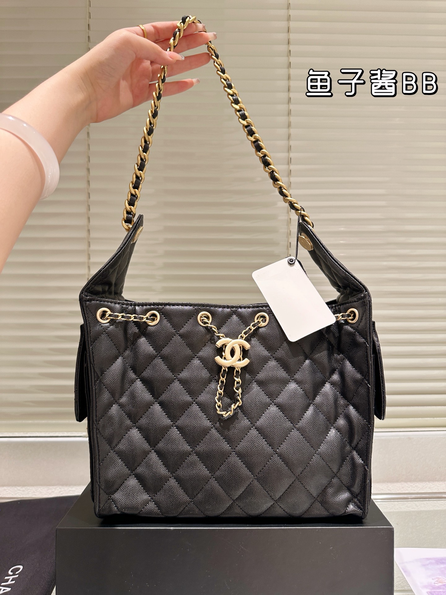 Chanel 25s Black Leather Hobo Bag with Gold Chain and Diamond Stitching