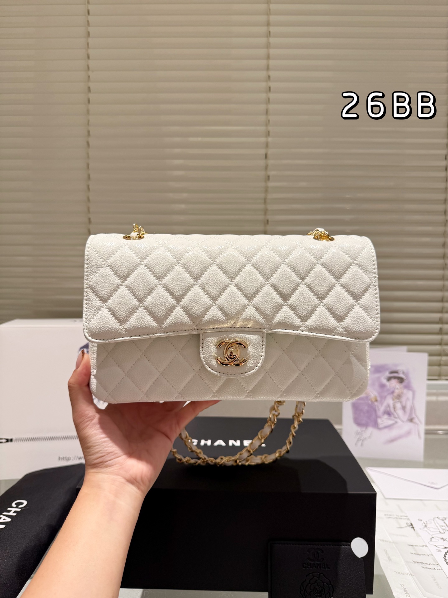 Chanel CF 26cm Réplica de Alta Calidad con Espejo y Empaque de Boutique 3 i1758038064808 5047 0 1