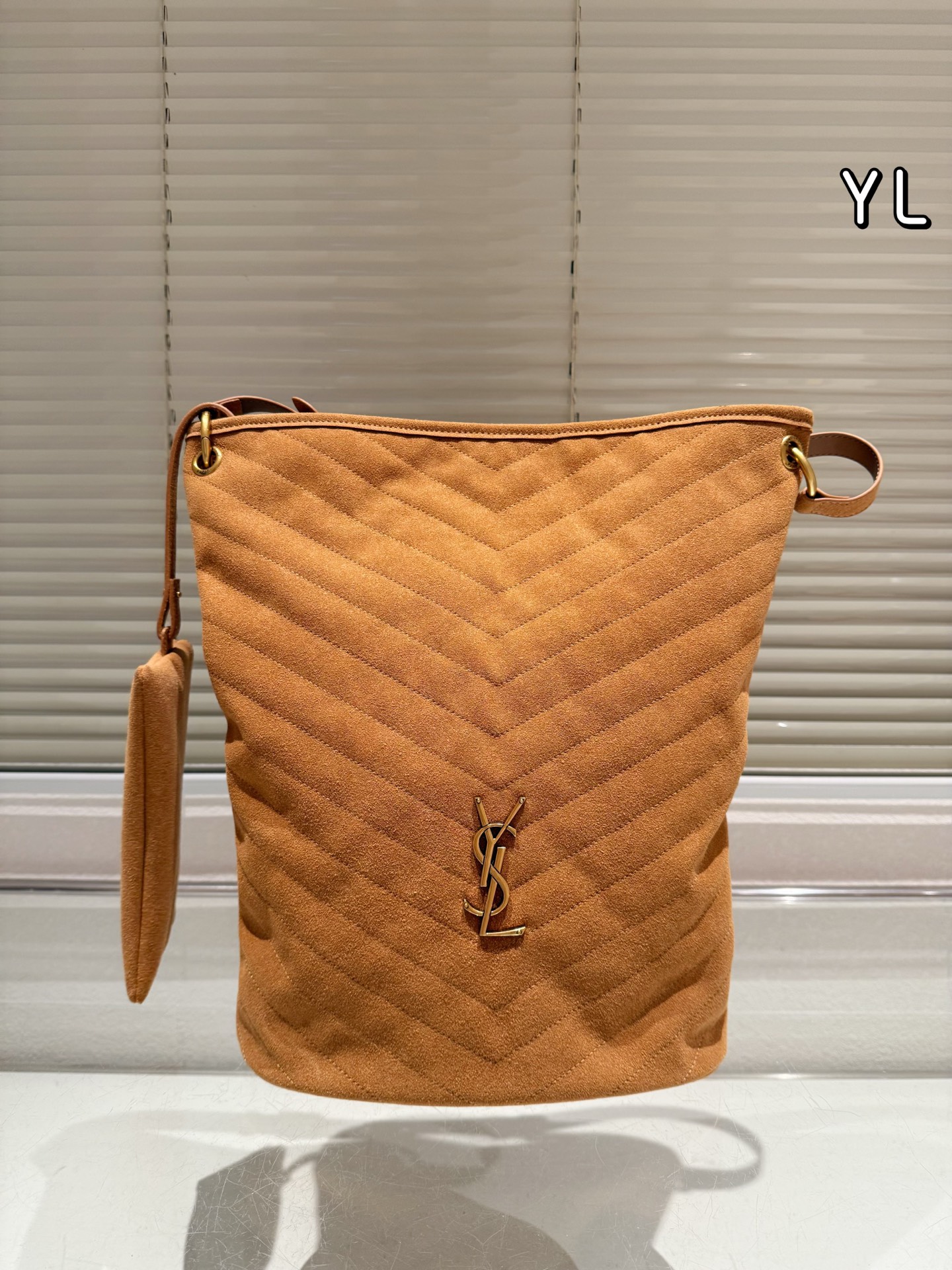 大人気偽物 トートバッグ ロゴ カーフスキン