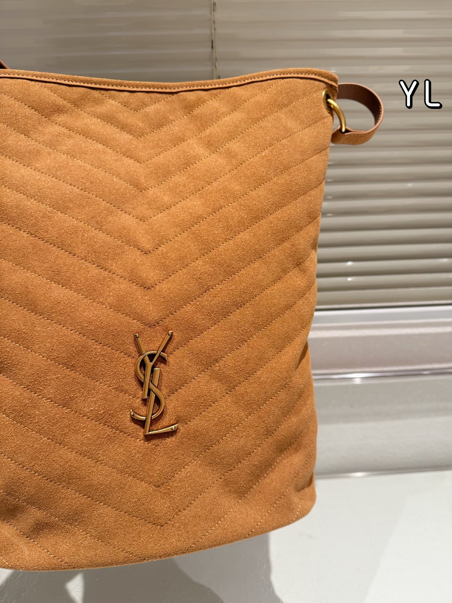 大人気偽物 トートバッグ ロゴ カーフスキン