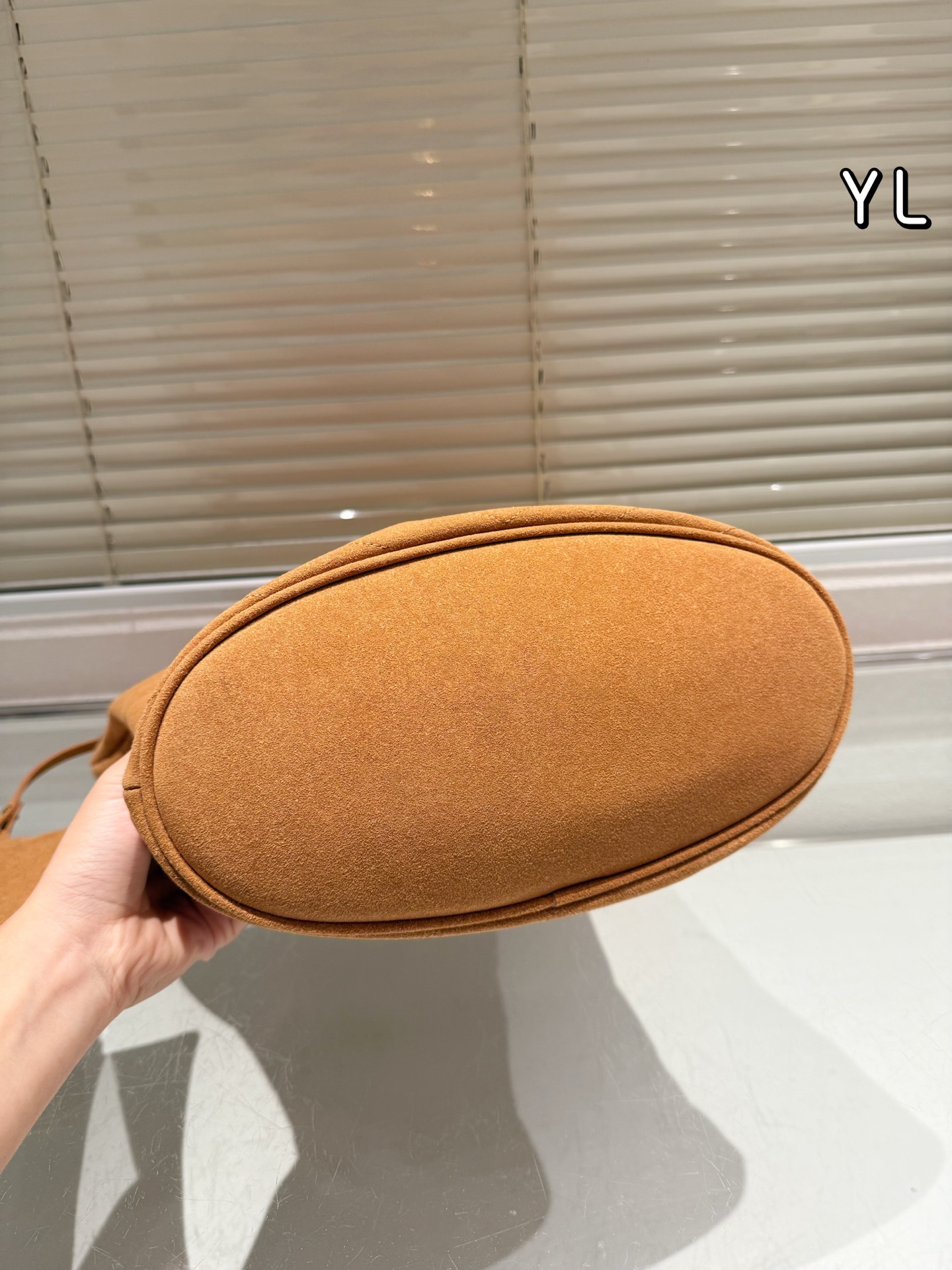 大人気偽物 トートバッグ ロゴ カーフスキン