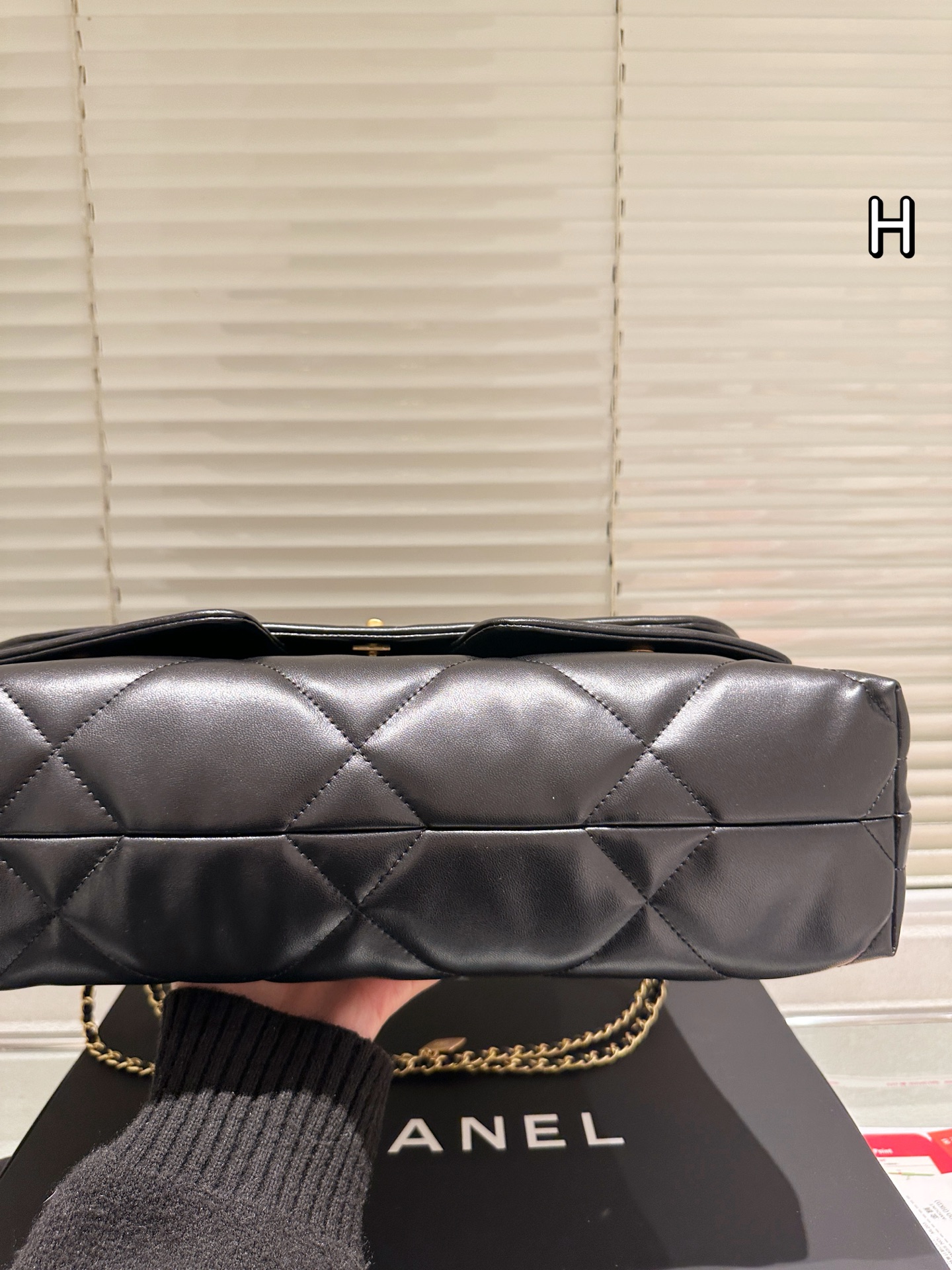 大人気偽物 トートバッグ ロゴ カーフスキン