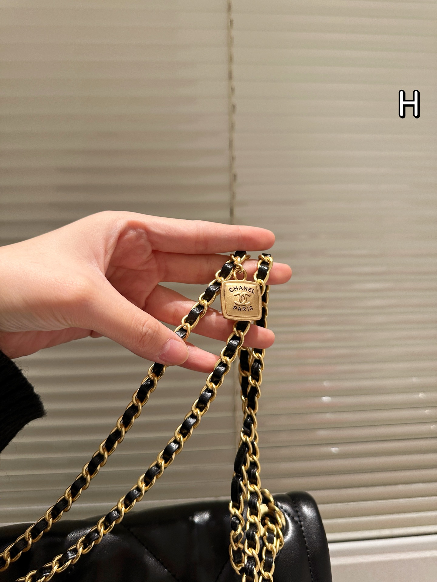 大人気偽物 トートバッグ ロゴ カーフスキン