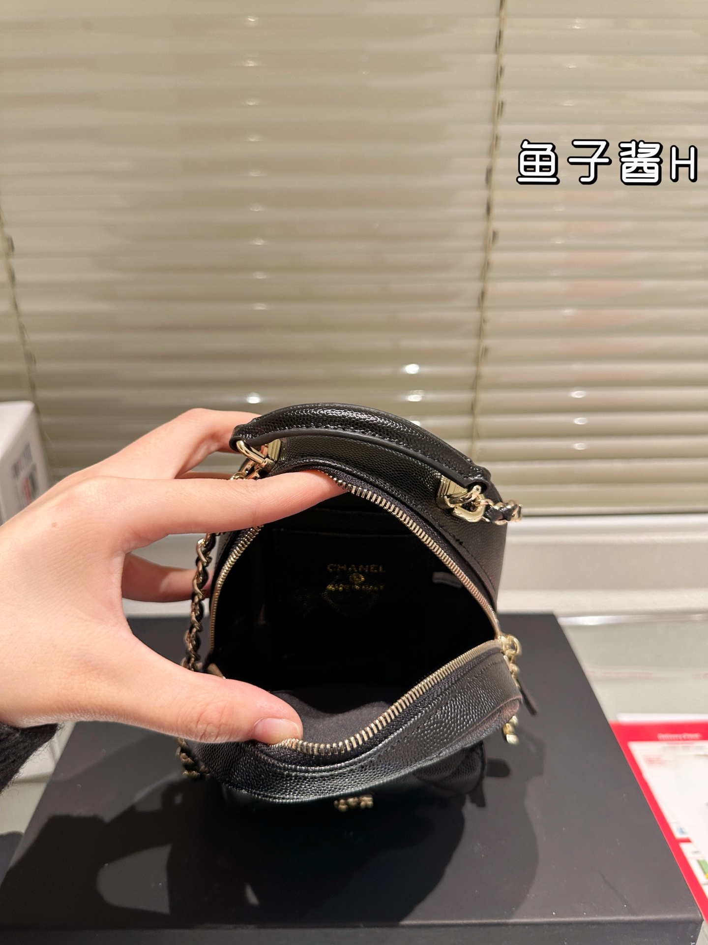 大人気偽物 トートバッグ ロゴ カーフスキン