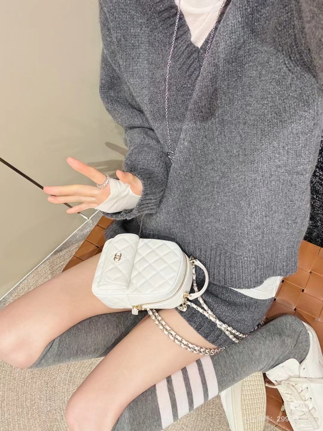 大人気偽物 トートバッグ ロゴ カーフスキン