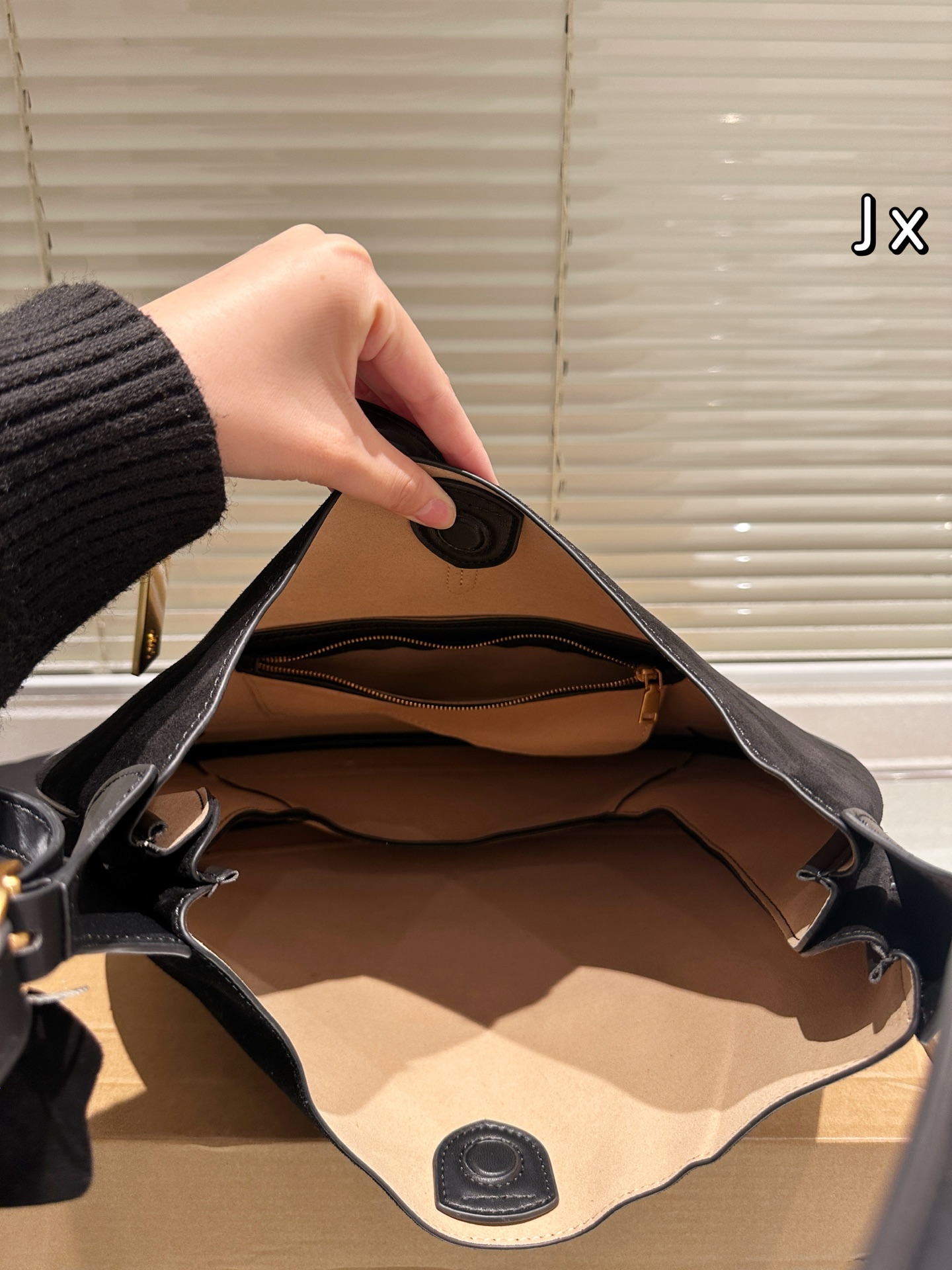 大人気偽物 トートバッグ ロゴ カーフスキン