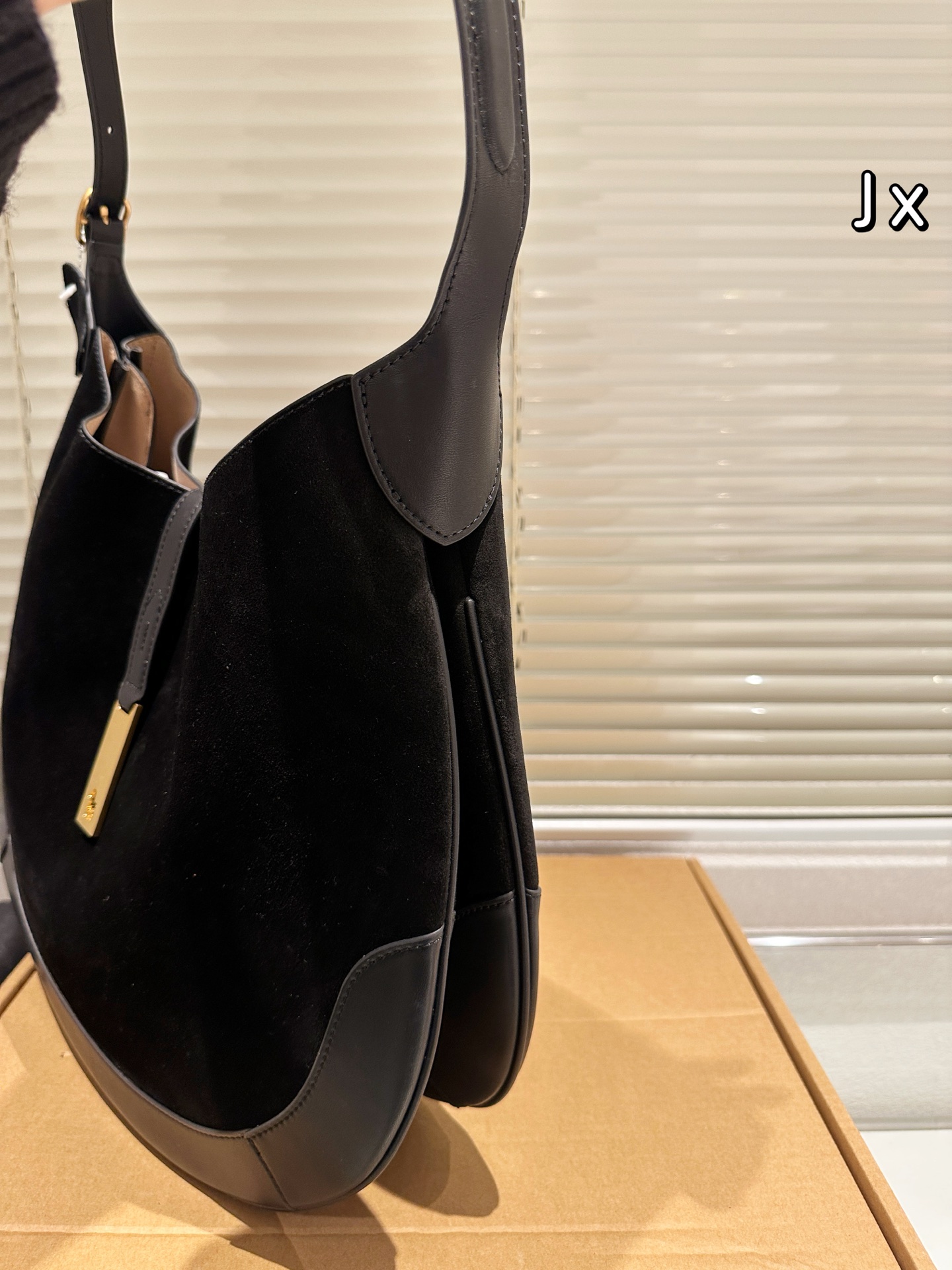 大人気偽物 トートバッグ ロゴ カーフスキン