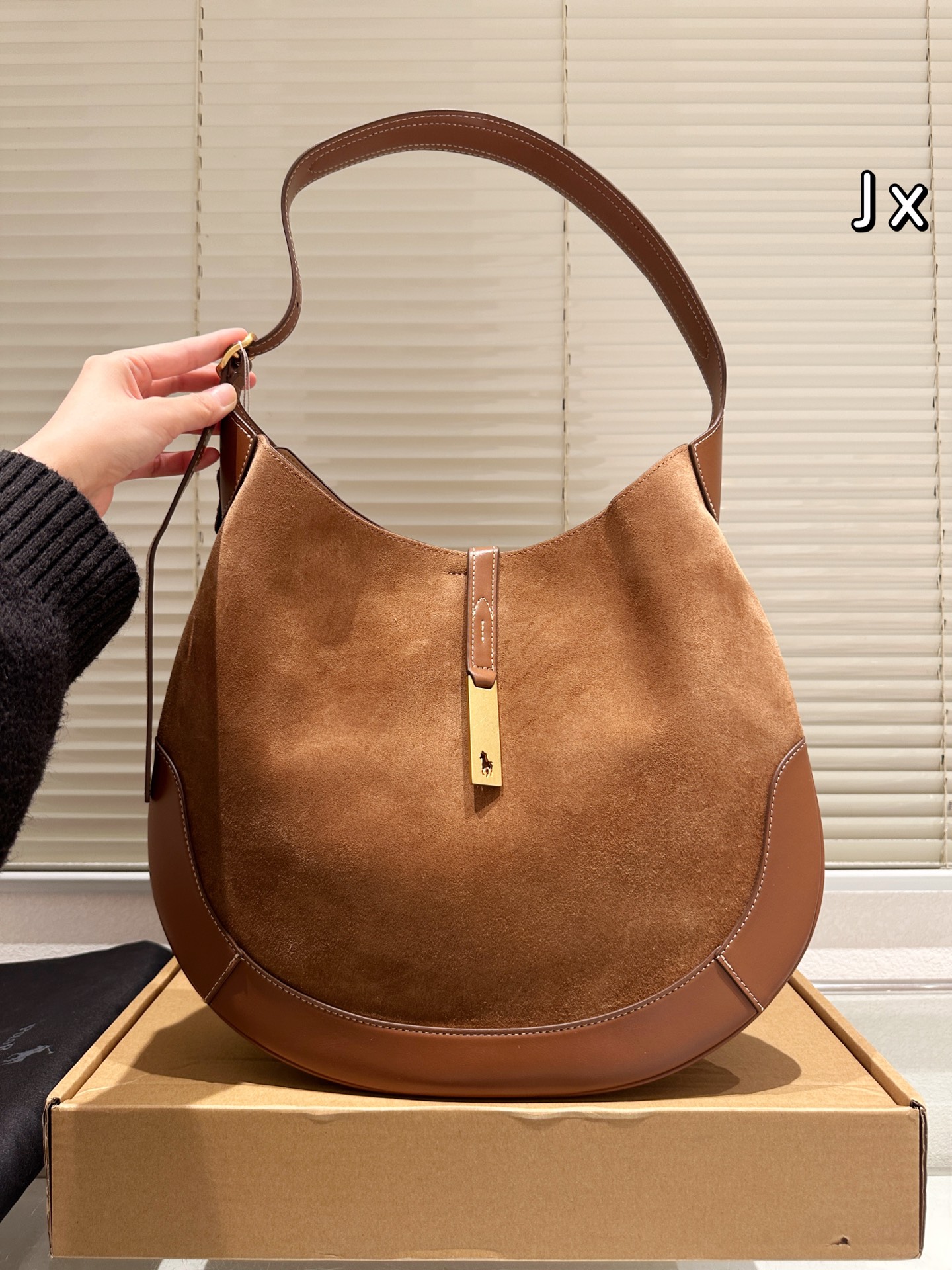 大人気偽物 トートバッグ ロゴ カーフスキン