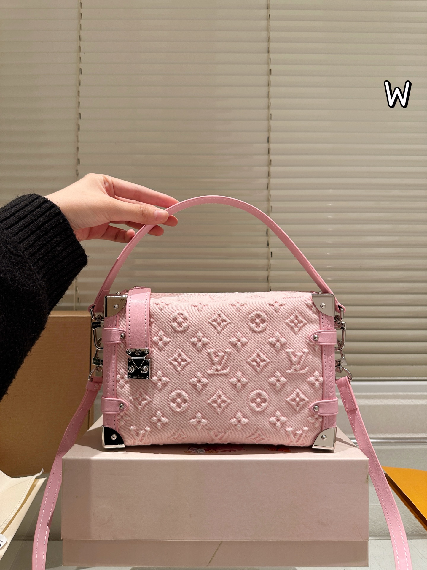 大人気偽物 トートバッグ ロゴ カーフスキン