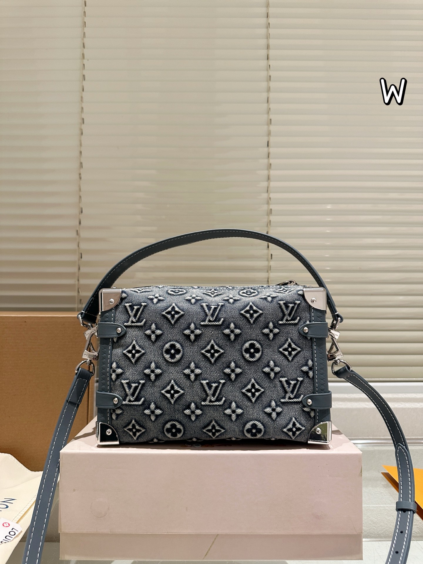 大人気偽物 トートバッグ ロゴ カーフスキン