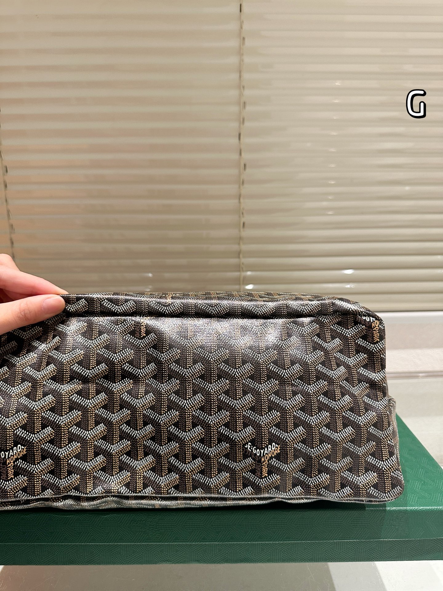 大人気偽物 トートバッグ ロゴ カーフスキン