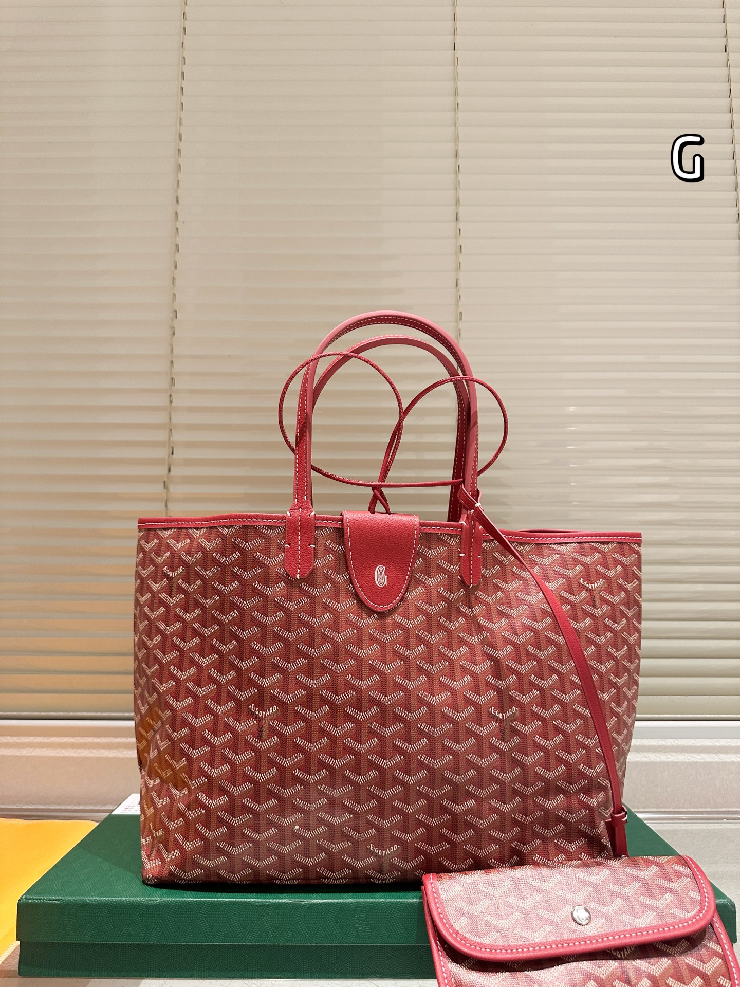 大人気偽物 トートバッグ ロゴ カーフスキン