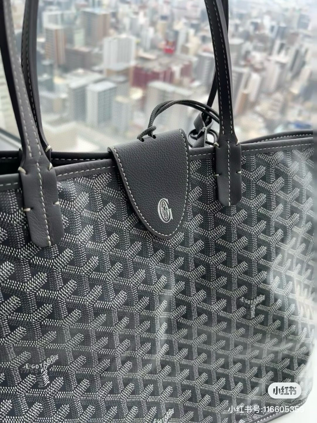 大人気偽物 トートバッグ ロゴ カーフスキン