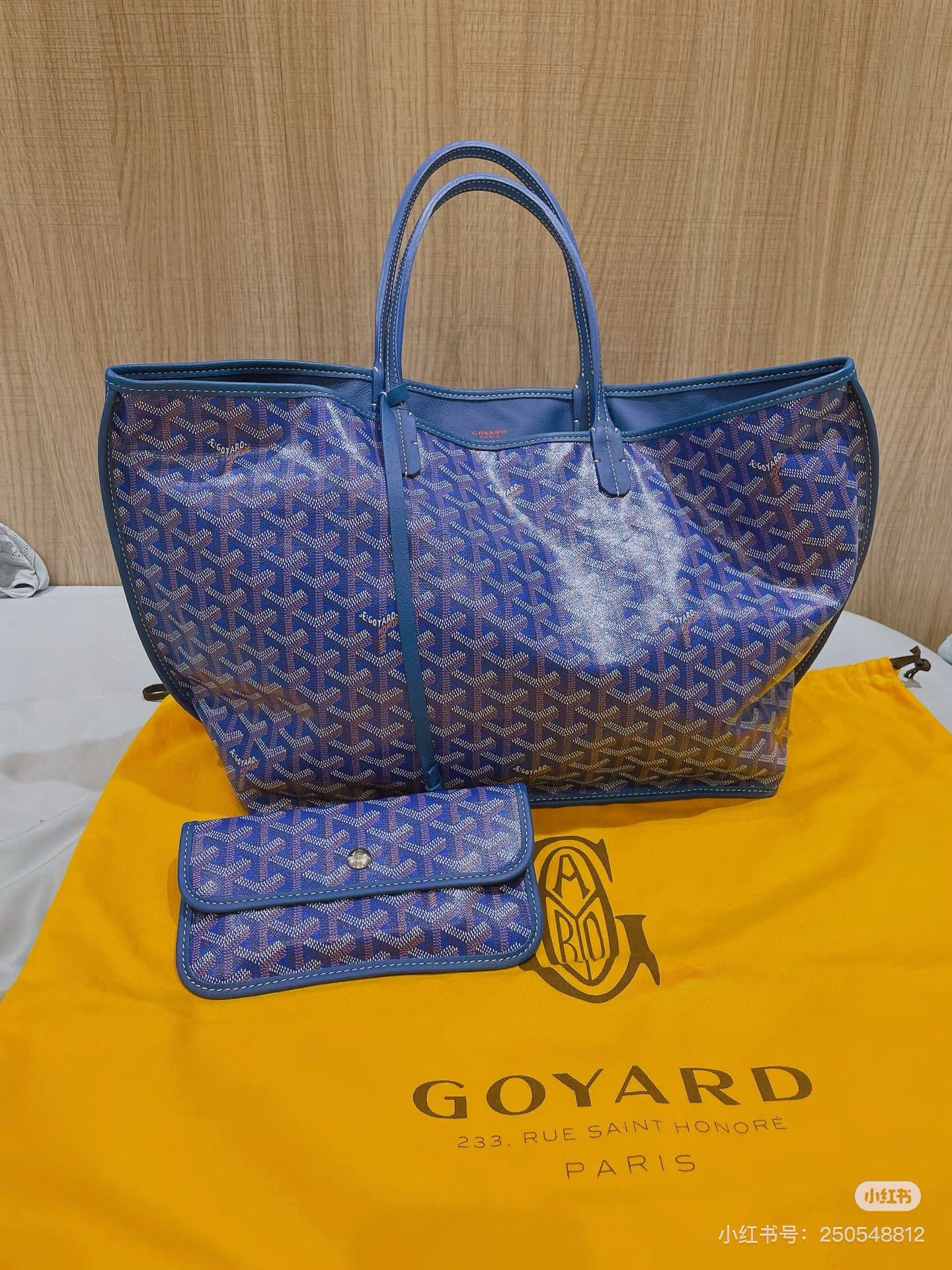 大人気偽物 トートバッグ ロゴ カーフスキン