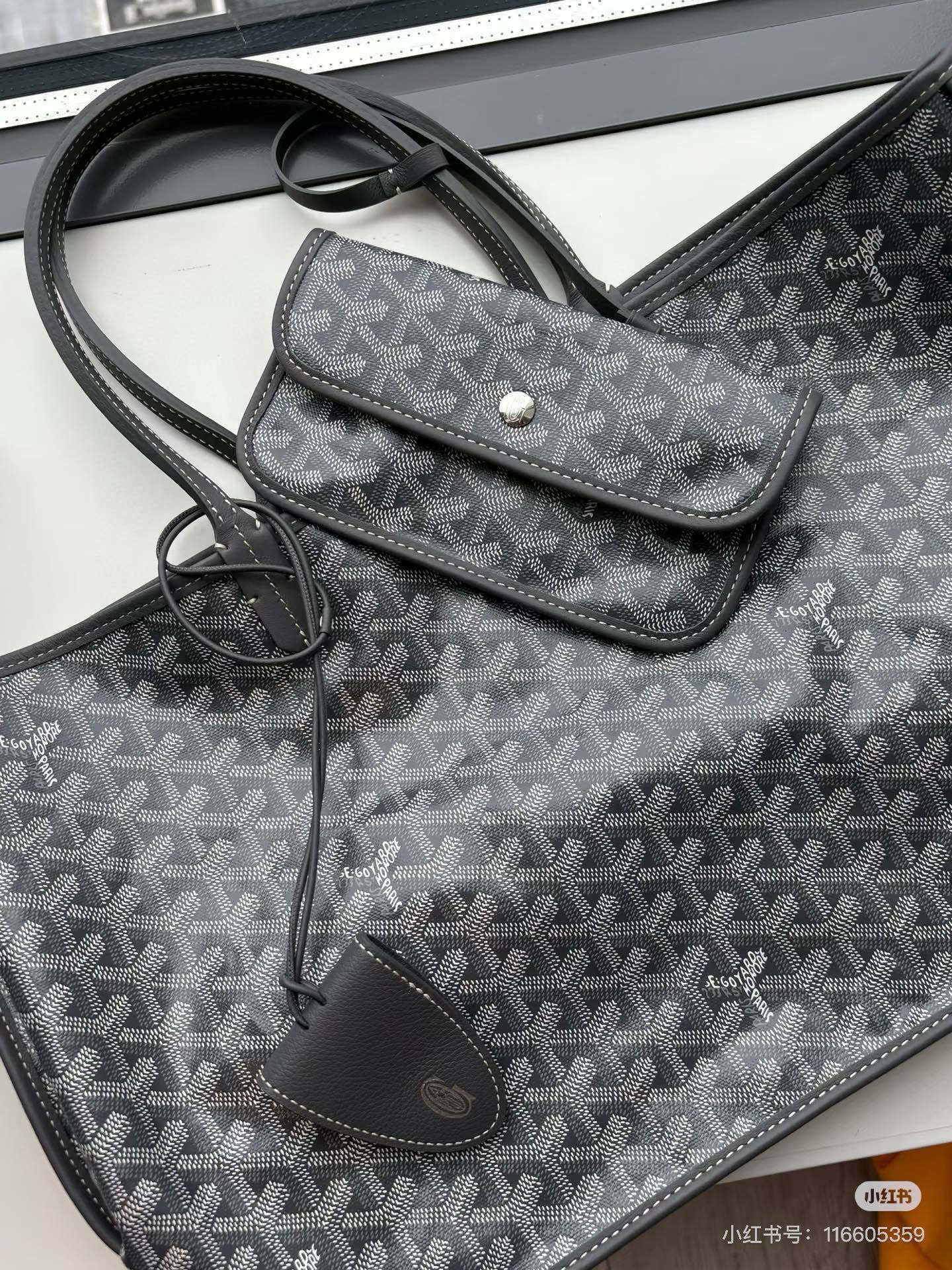 大人気偽物 トートバッグ ロゴ カーフスキン