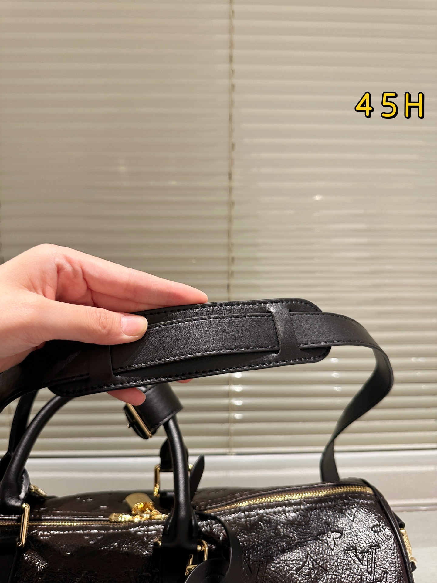 大人気偽物 トートバッグ ロゴ カーフスキン