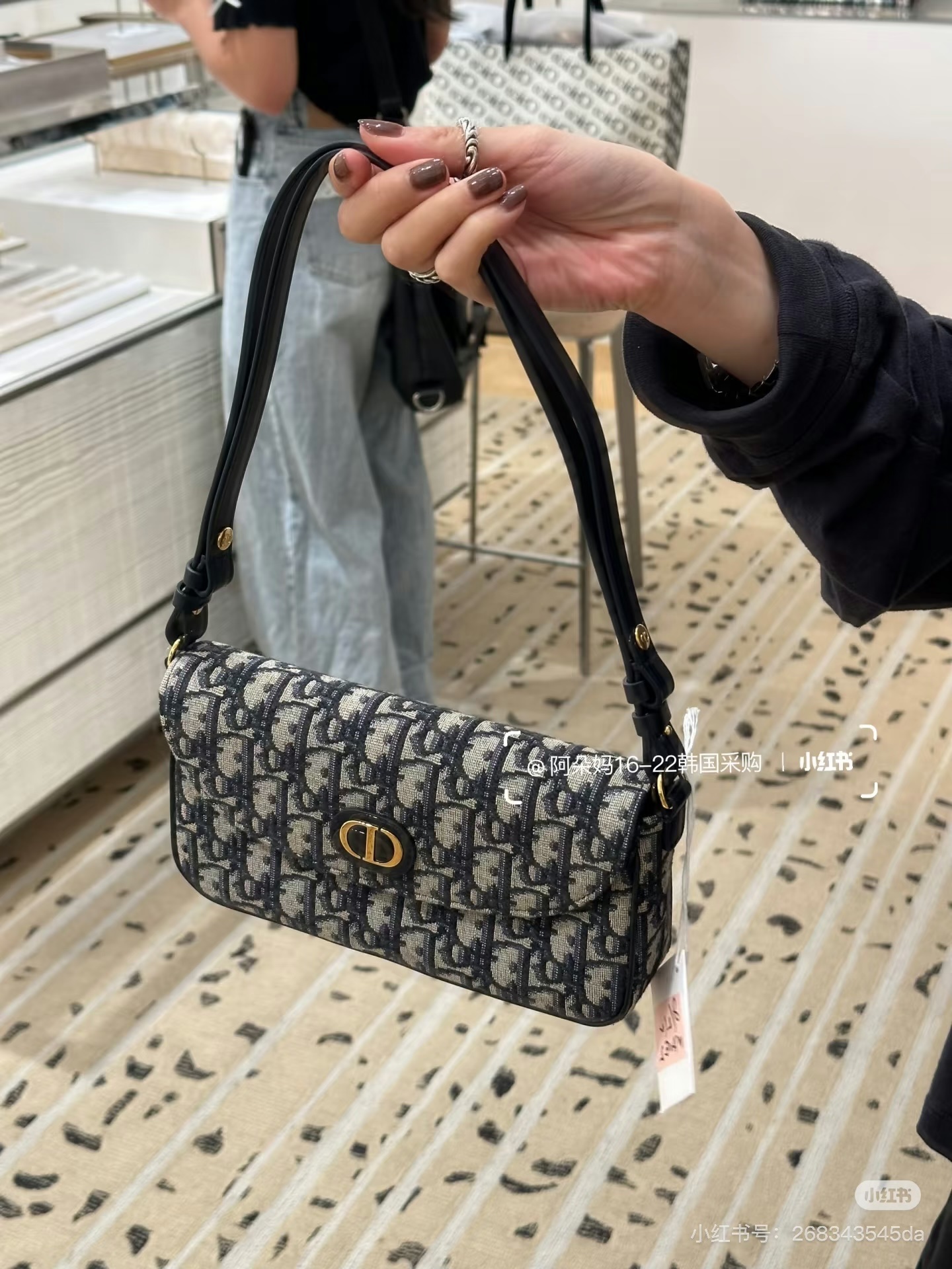 大人気偽物 トートバッグ ロゴ カーフスキン