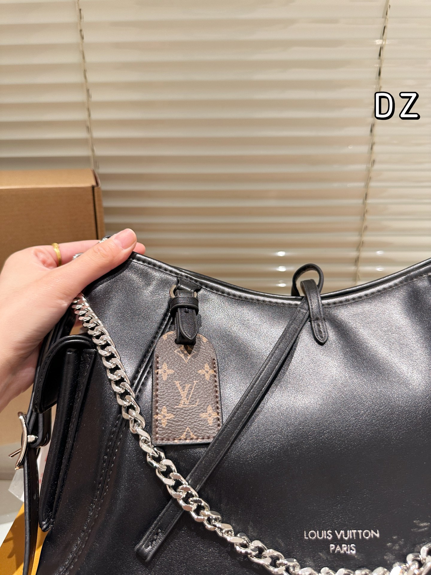 大人気偽物 トートバッグ ロゴ カーフスキン