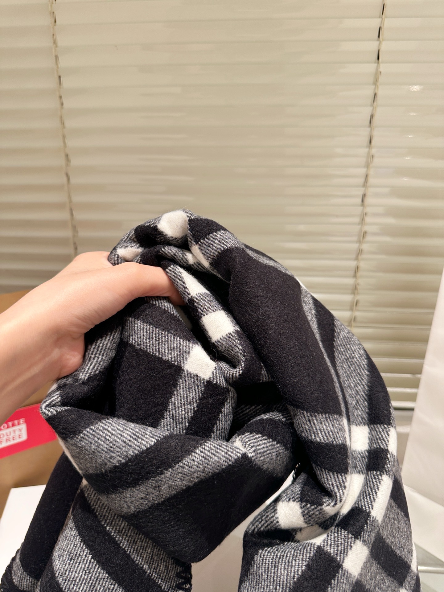 大人気偽物 トートバッグ ロゴ カーフスキン