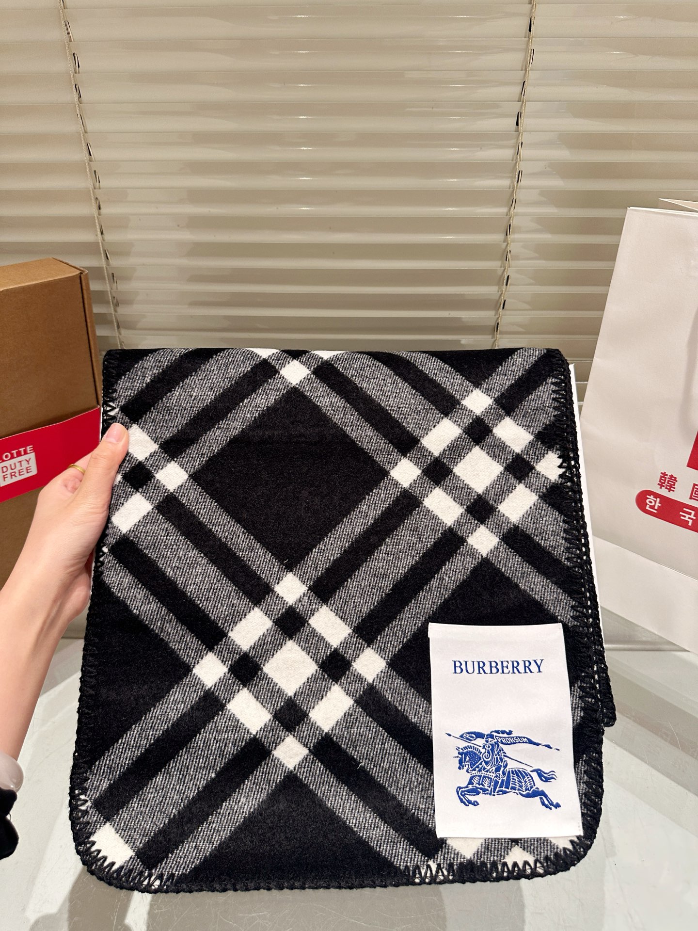 大人気偽物 トートバッグ ロゴ カーフスキン