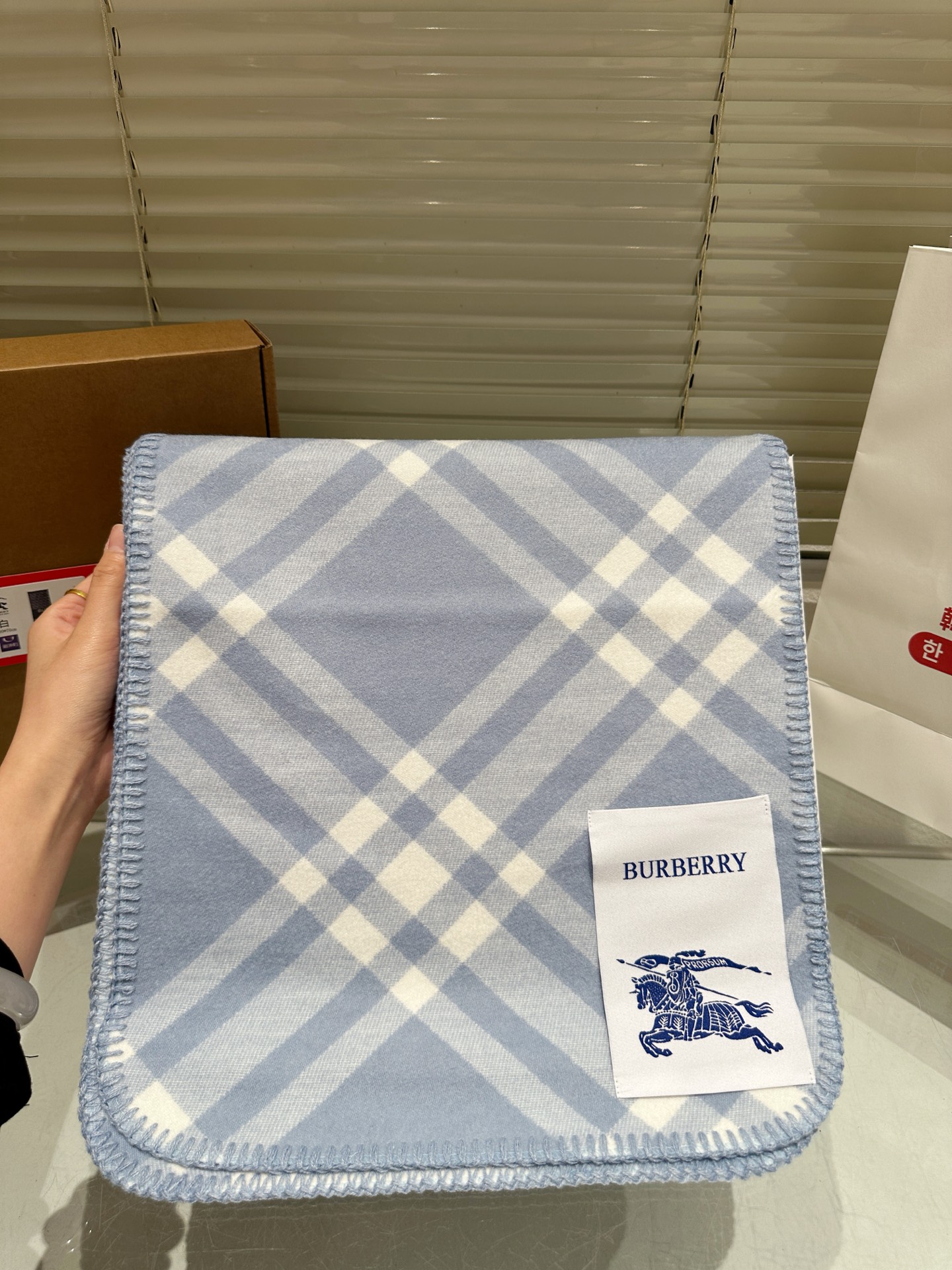 大人気偽物 トートバッグ ロゴ カーフスキン