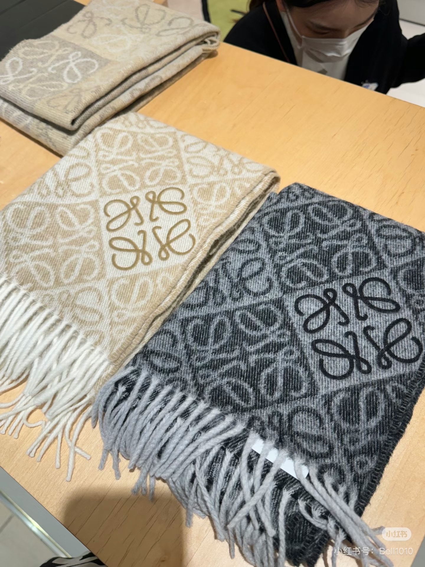 大人気偽物 トートバッグ ロゴ カーフスキン