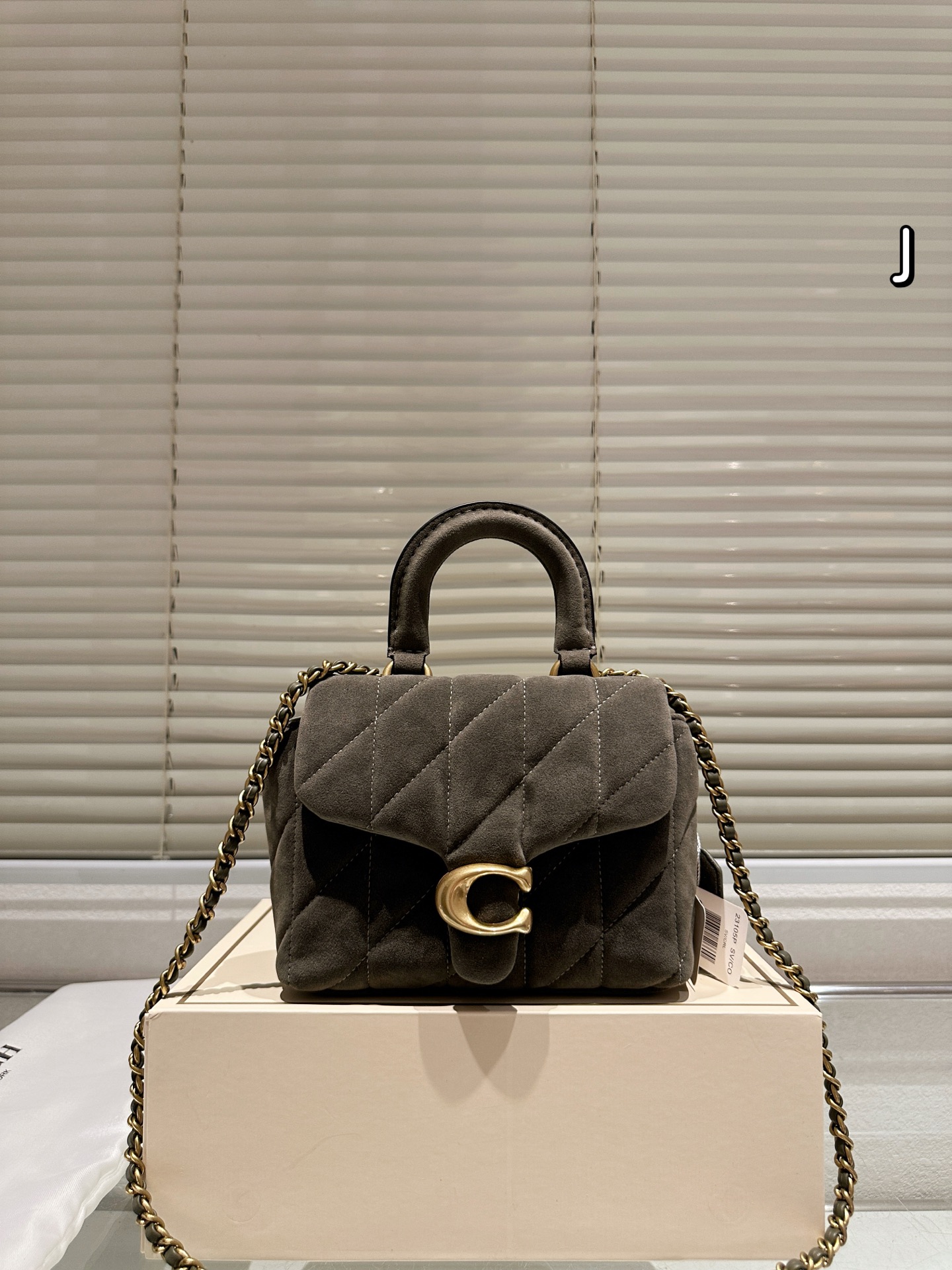 ¡El regreso de la luz de luna al palacio! ¡Un bolso completamente princesa! Coach vuelve a lanzar un gran golpe, la súp…