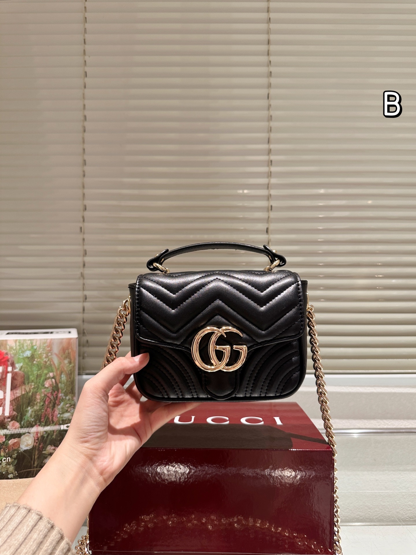 牛皮版本 P160Gucci 手拎斜挎单肩包从上一季