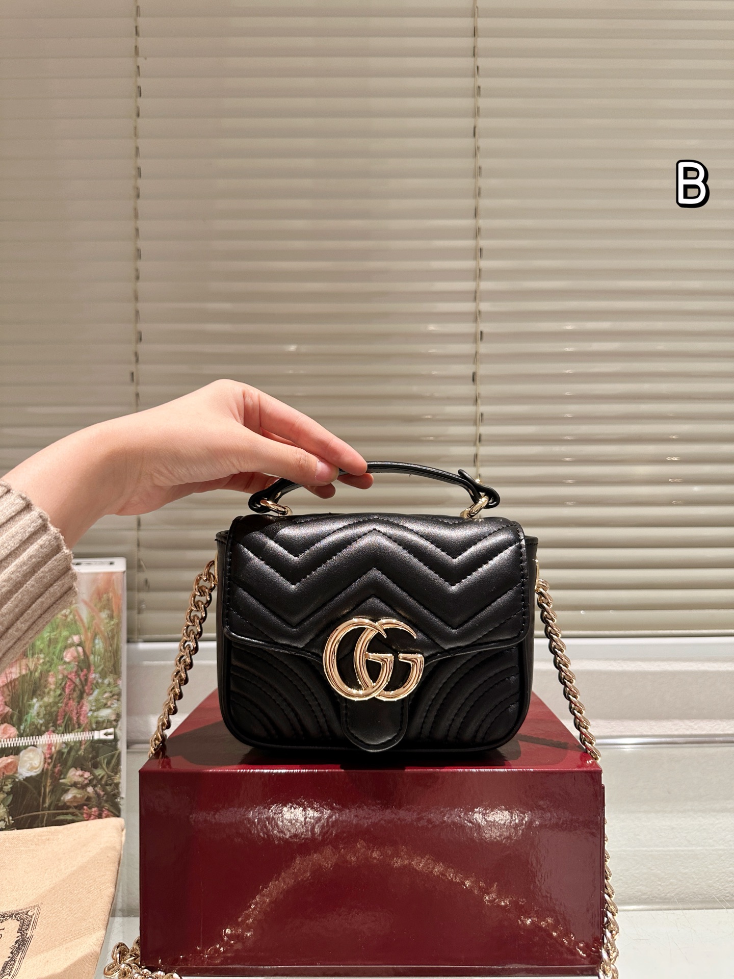 牛皮版本 P160Gucci 手拎斜挎单肩包从上一季