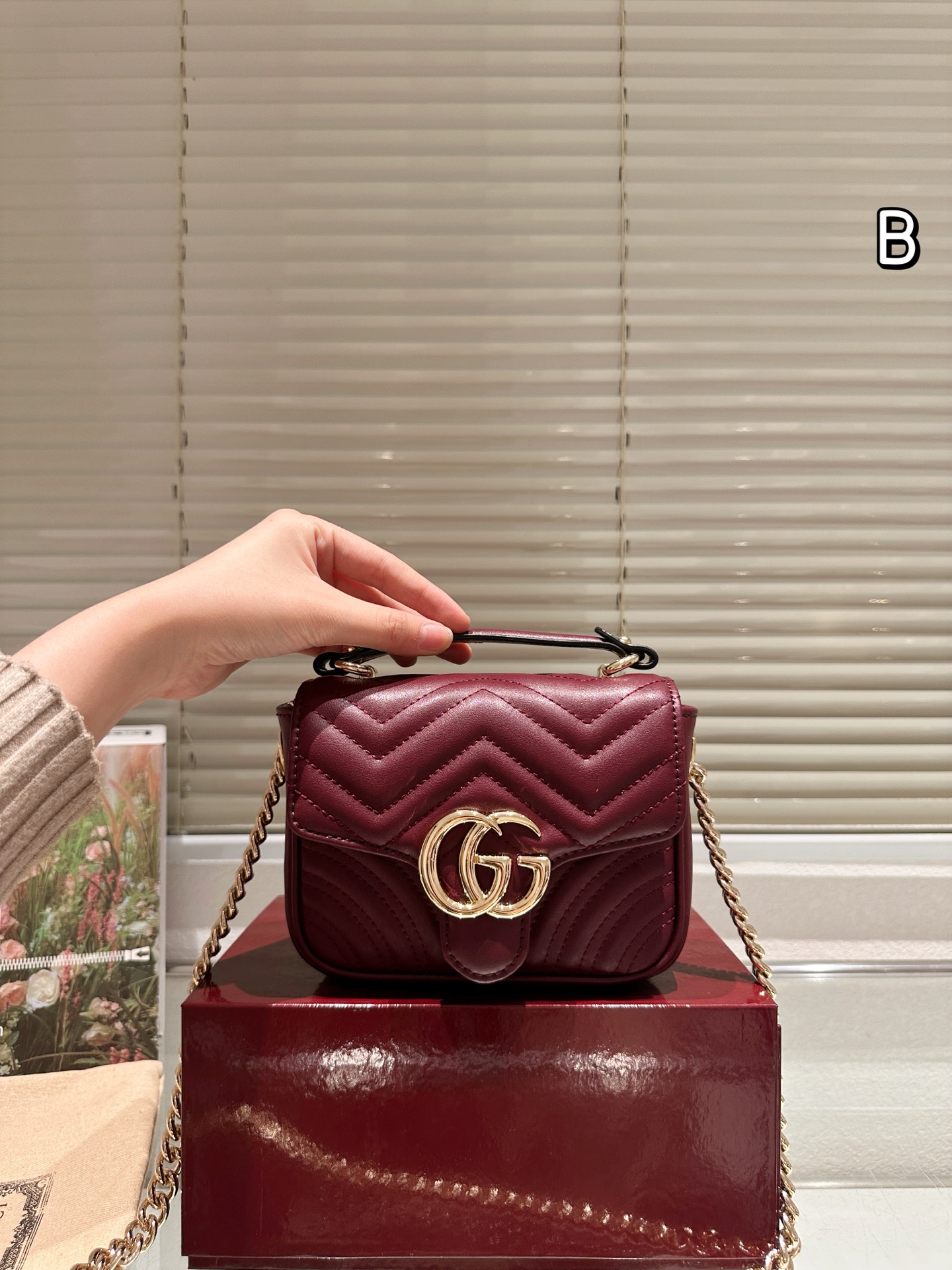 牛皮版本 P160Gucci 手拎斜挎单肩包从上一季