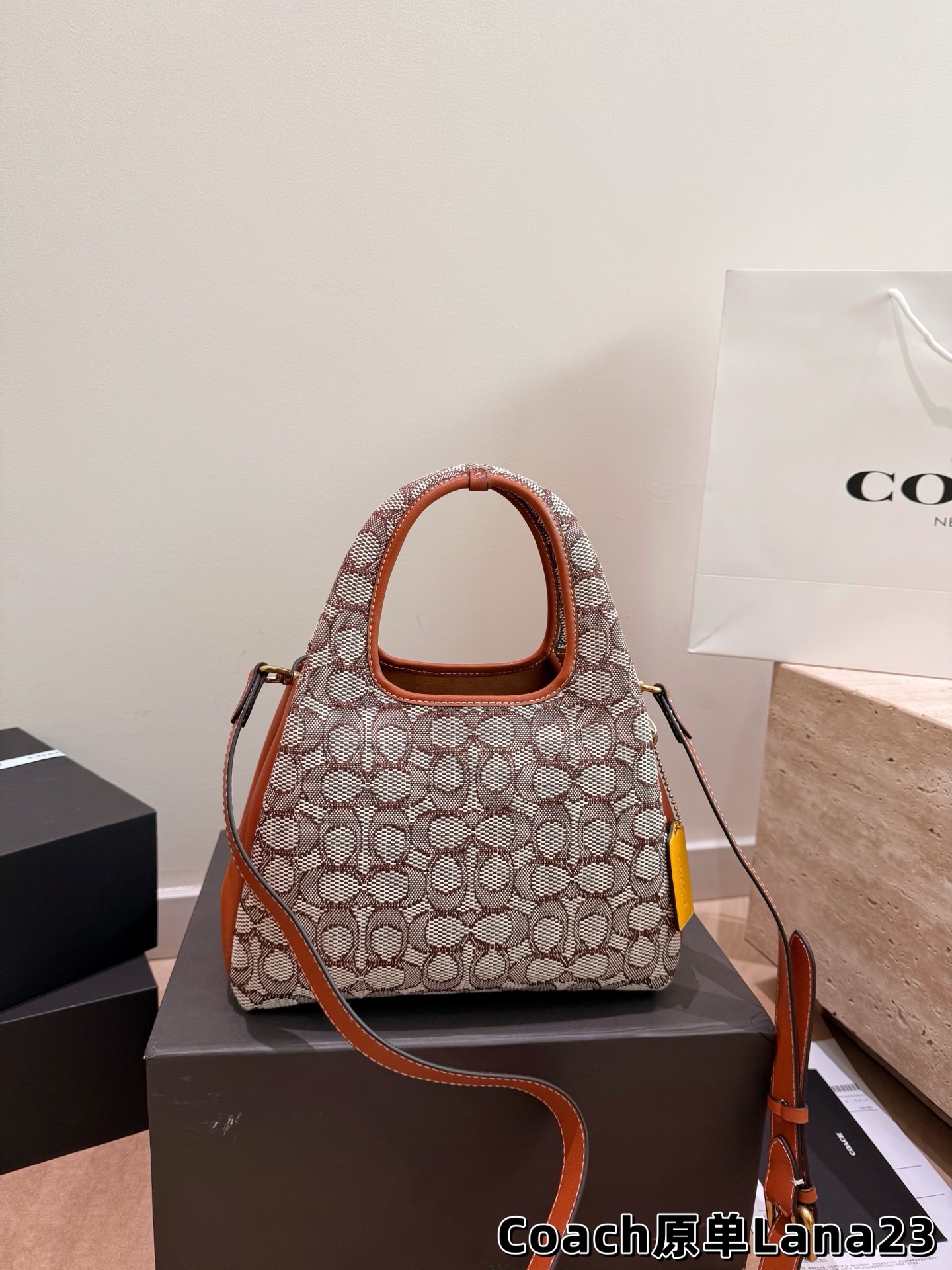 Versión de cuero de vaca de primera calidad, hoy en Coach qué ver: Lana23 bolso de cesta, Lana23 bolso de cesta para ir…