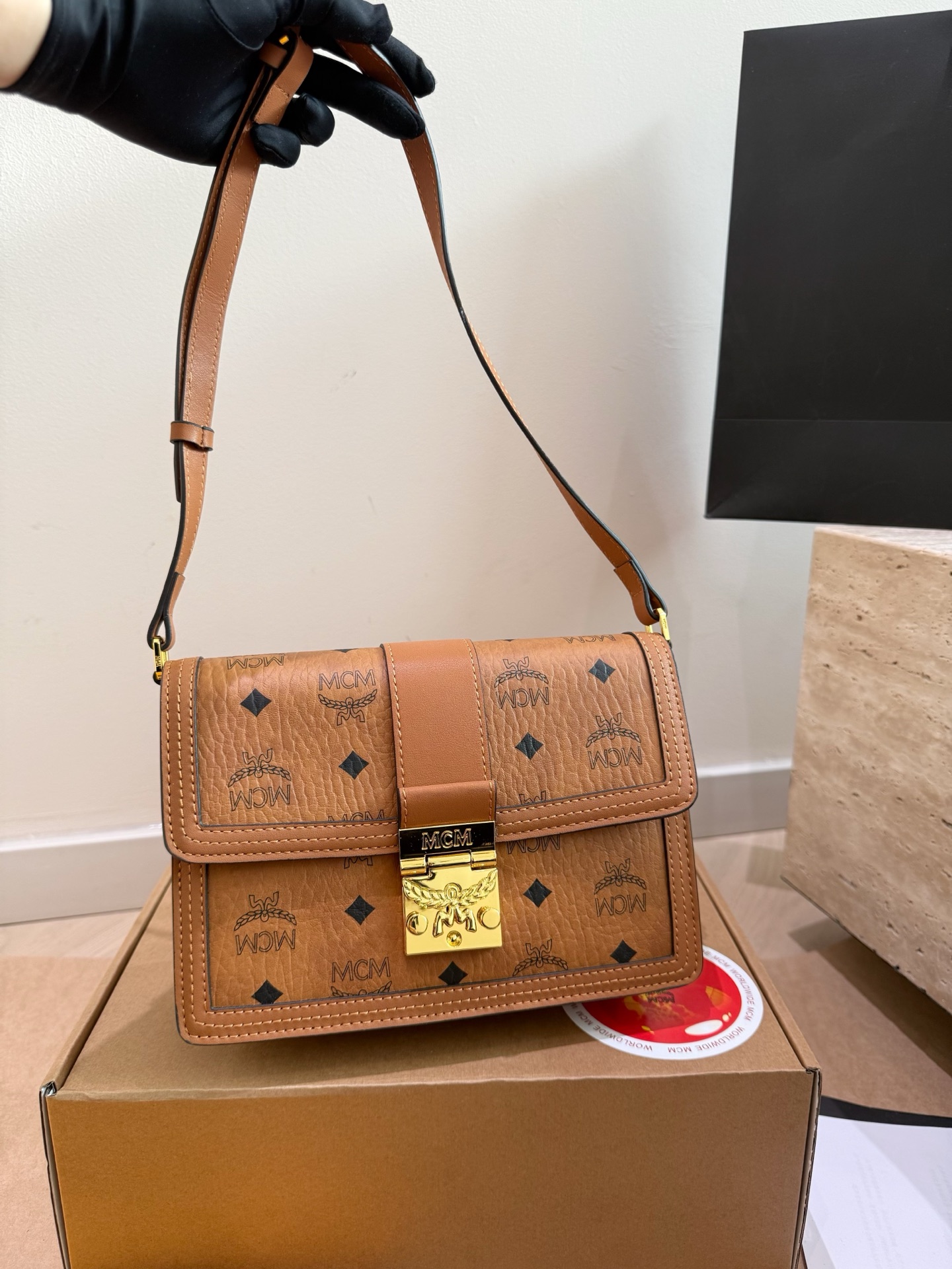 _dmT9sKakAi2SsDROKSk2lskoPAdV_Z3FmkOw91w