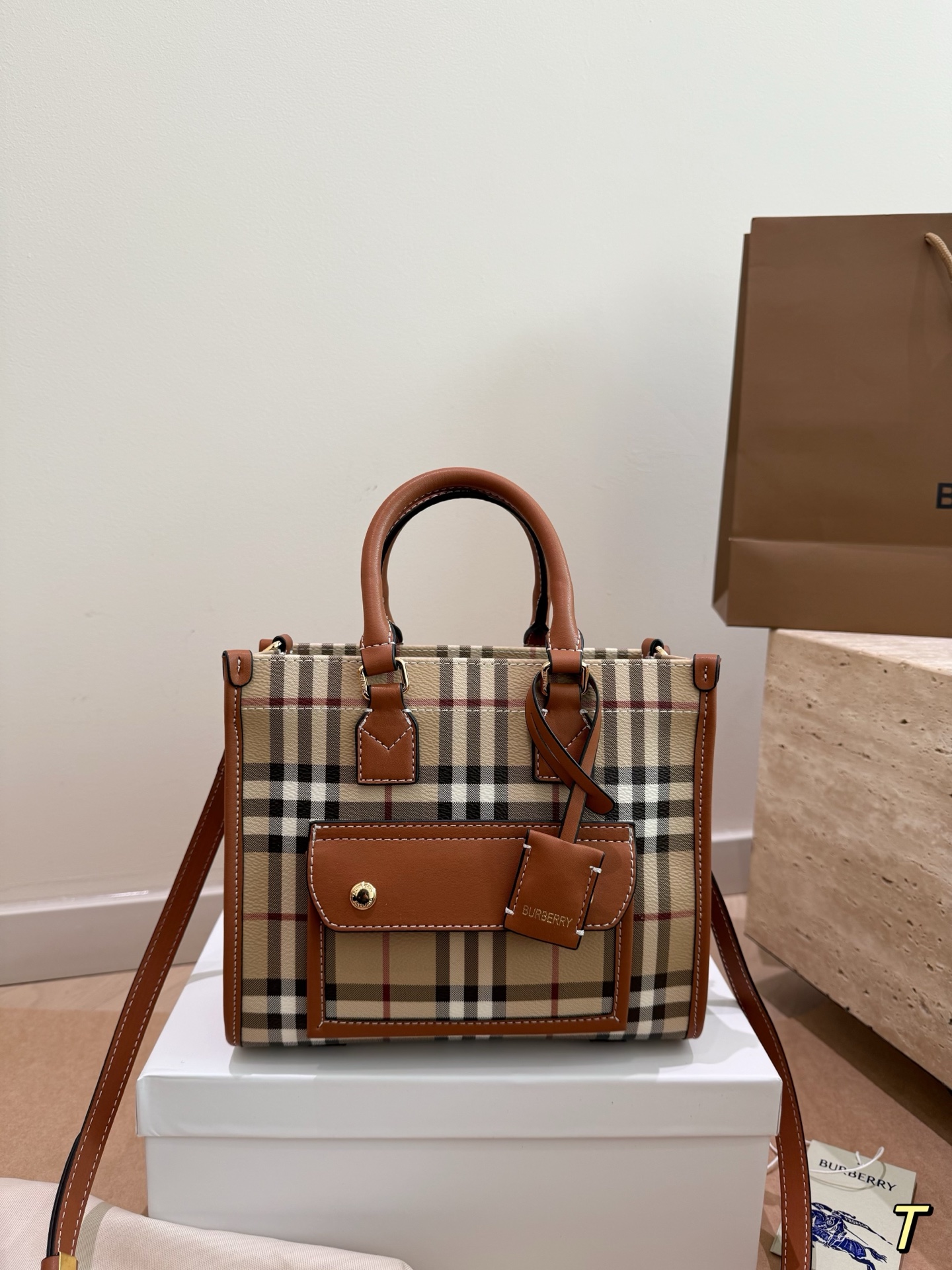 _dRs9sQvdT2DT9QYGSYyE7EraPYjmHrhGvVuET9Q