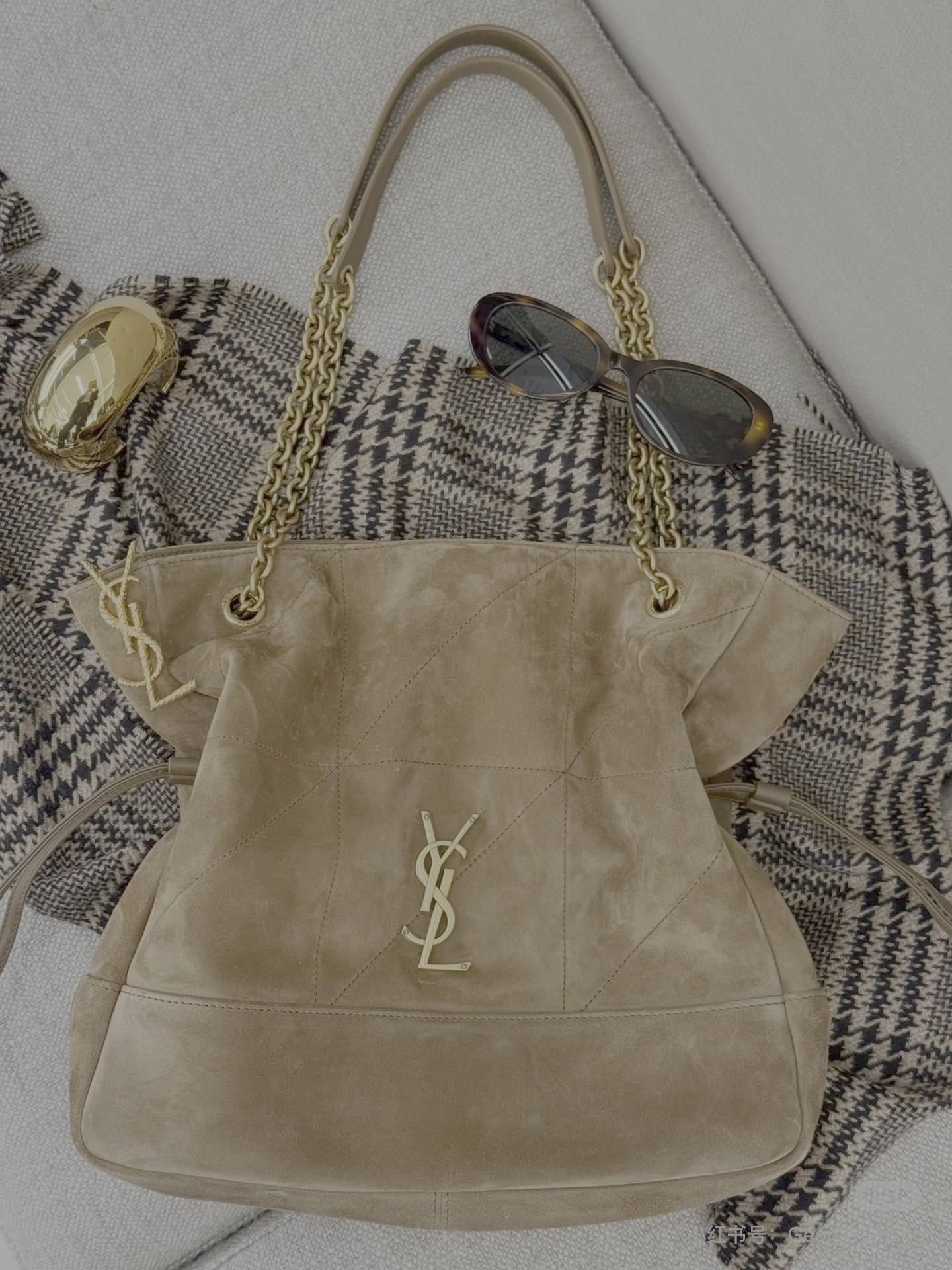 _doy9sJ6mNEq7BGYfZ3eQ94qVdK5DqfhJdw7L2kQ