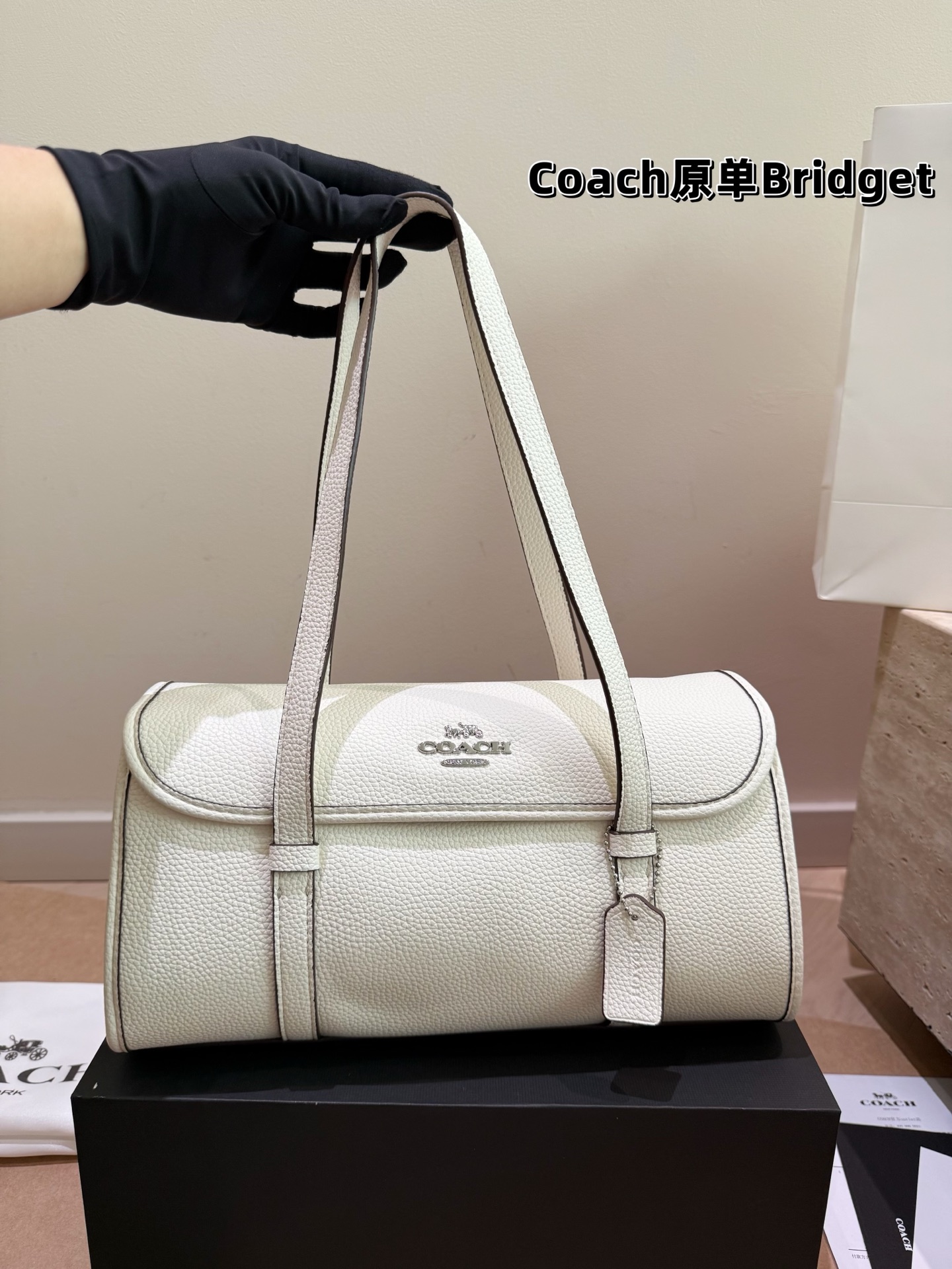 Original de fábrica coach Bridget bolso de hombro estilo baguette, material de cuero granulado, textura fina y duradera…