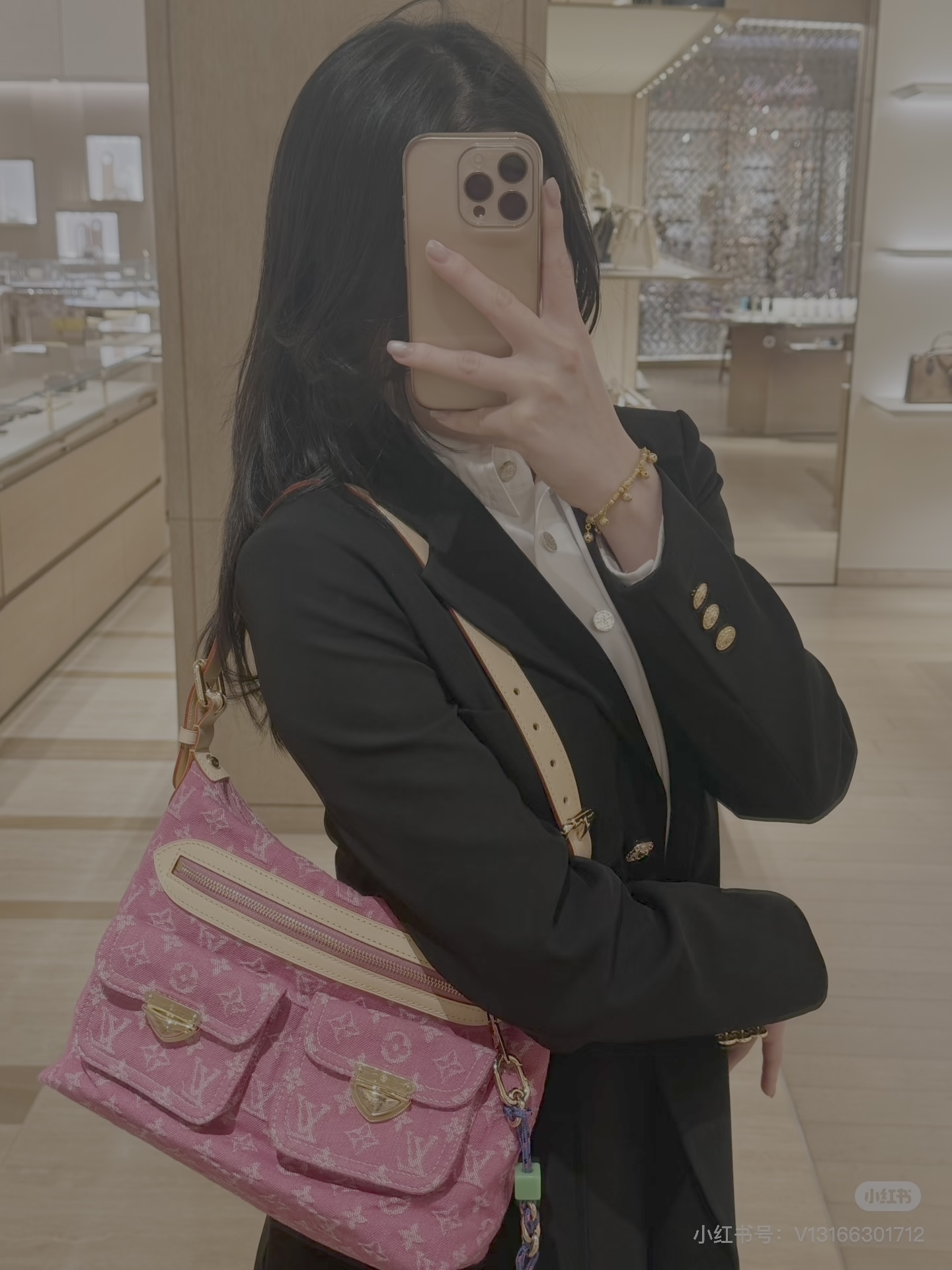 Alternative view of Handbag 11414