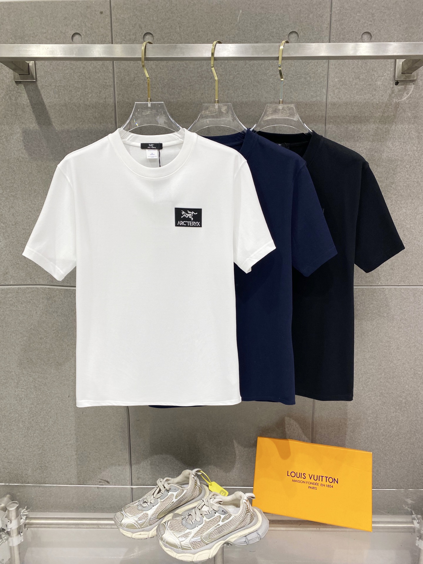 P85 Arc'teryx, la última tela de algodón puro de 300 g, patrón de logotipo clásico, mangas cortas modernas, simples y m…