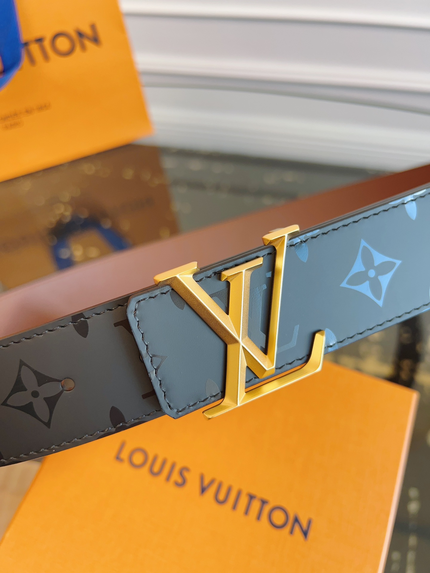 LV.路易威登全套包装原版品质代工厂货品40mm宽度正品一体铸造五金钢扣原厂皮料双面原厂定制面料区别市场