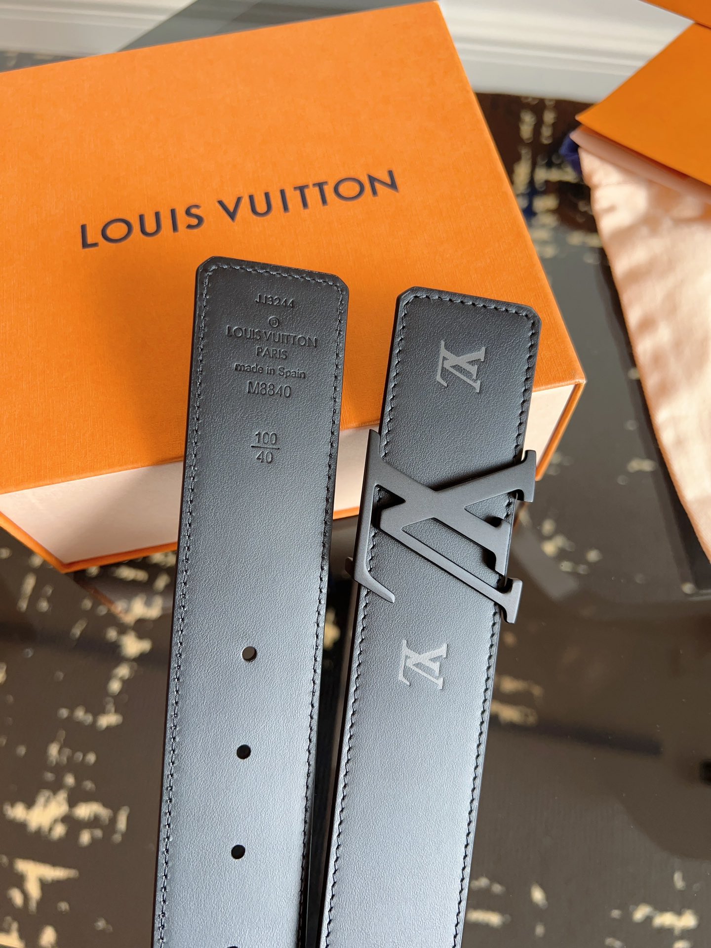 上新～🤩驴家法国🇫🇷原厂皮料尺寸4.0cm五金进口炉内五...