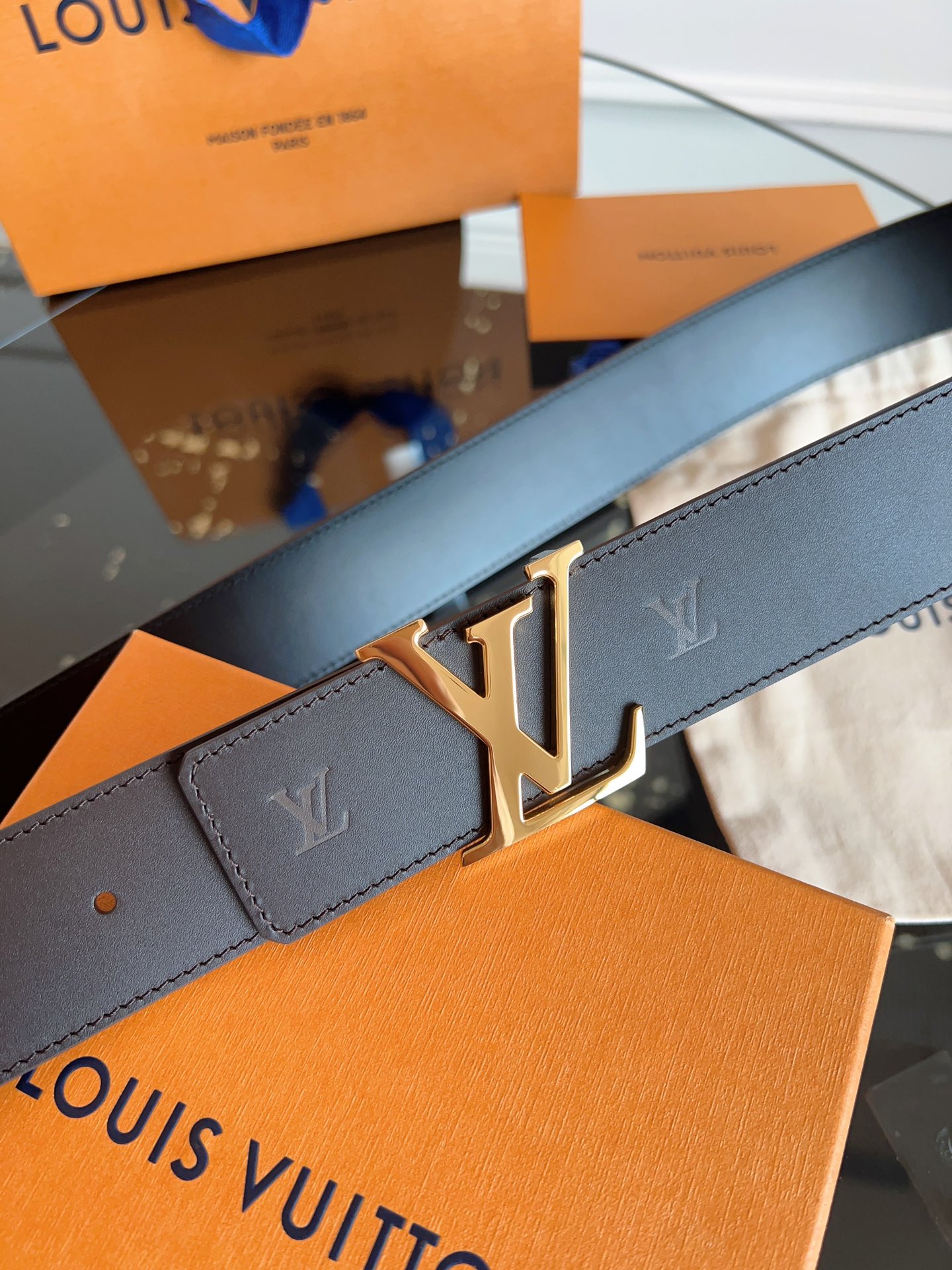 上新～🤩驴家法国🇫🇷原厂皮料尺寸4.0cm五金进口炉内五...