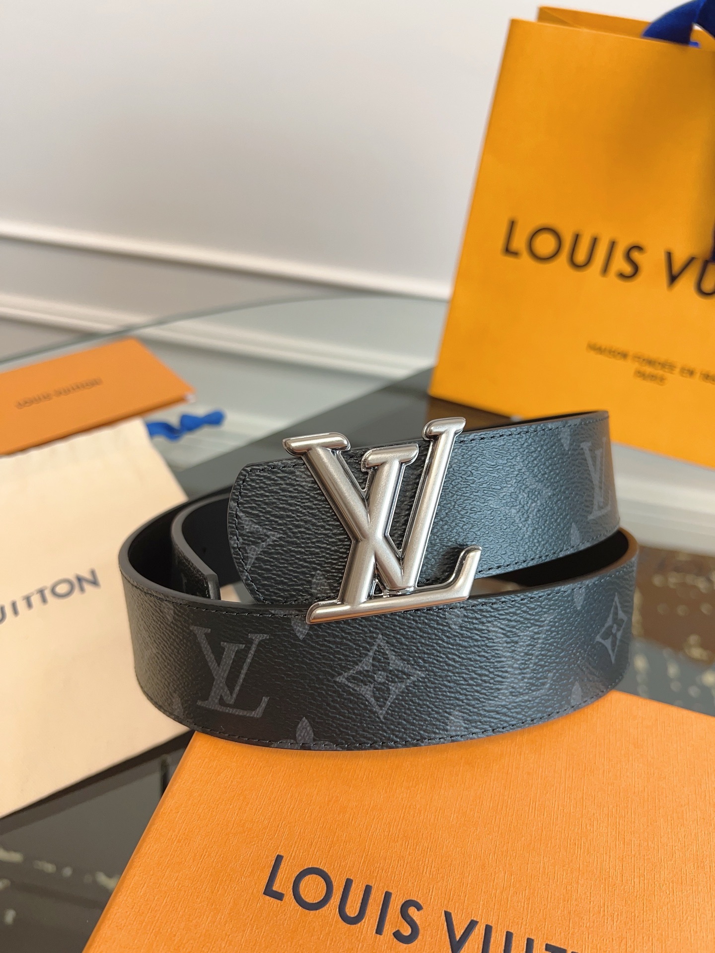 上新～🤩驴家法国🇫🇷原厂皮料尺寸4.0cm五金进口炉内五...