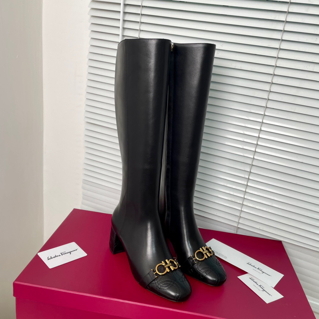 Salvatore Ferragamo Fire Burst Shoes: Fashionable Design with Electric Embroidery