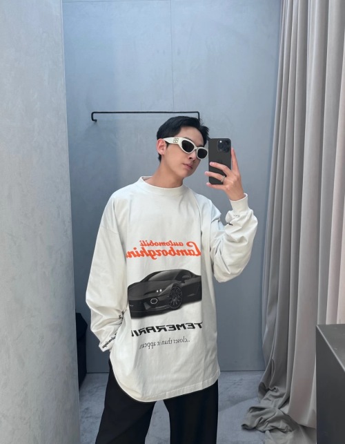 Balenciaga x Lamborghini Lange Mouw T-shirt - Limited Edition - Witte Oversized Pasvorm 1 Balenciaga x Lamborghini Lange Mouw T-shirt - Limited Edition - Witte Oversized Pasvorm